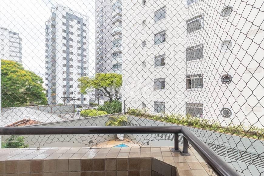 SACADA de Apartamento para alugar, cobertura - Padrão com 250 m², 3 quartos e 3 vagas em Indianópolis - São Paulo