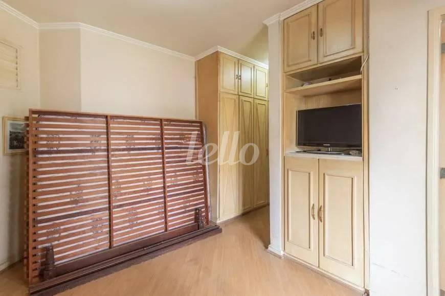 SUITE 2 de Apartamento para alugar, cobertura - Padrão com 250 m², 3 quartos e 3 vagas em Indianópolis - São Paulo