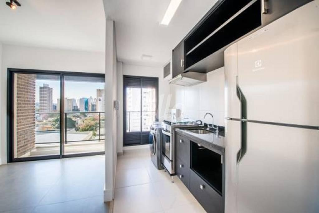 COZINHA de Apartamento para alugar, Padrão com 40 m², 1 quarto e 1 vaga em Pinheiros - São Paulo