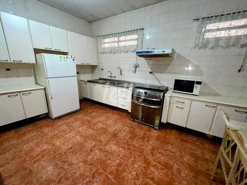 COZINHA de Casa à venda, de vila - sobrado com 150 m², 3 quartos e 2 vagas em Vila Nova Mazzei - São Paulo
