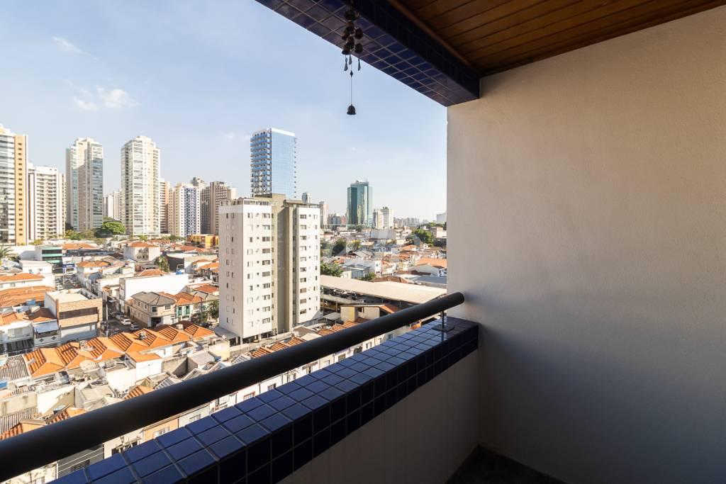 05 VARANDA de Apartamento para alugar, Padrão com 75 m², 3 quartos e 2 vagas em Vila Azevedo - São Paulo