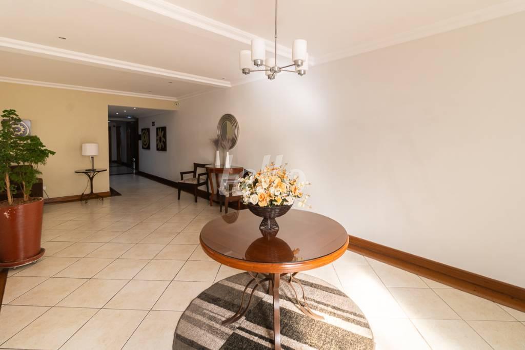 32 HALL SOCIAL de Apartamento para alugar, Padrão com 75 m², 3 quartos e 2 vagas em Vila Azevedo - São Paulo