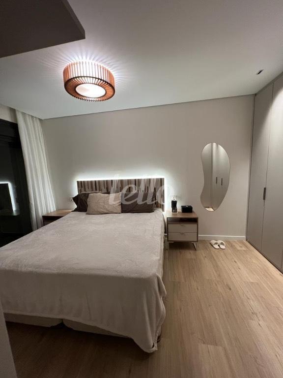 DORMITÓRIO de Apartamento à venda, Padrão com 97 m², 2 quartos e 1 vaga em Jardins - São Paulo