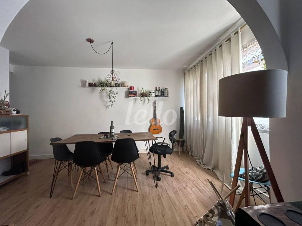 LIVING de Apartamento à venda, Padrão com 63 m², 2 quartos e em Vila Uberabinha - São Paulo