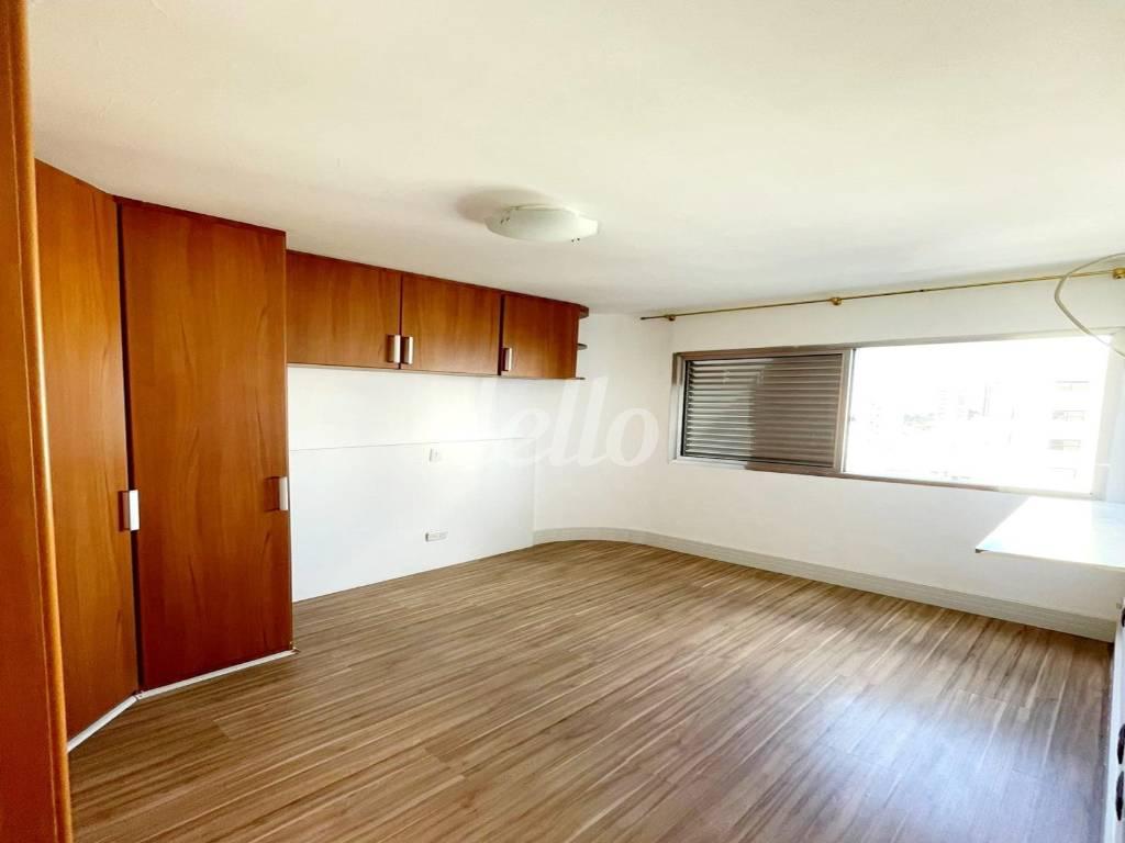 DORMITORIO de Apartamento à venda, Padrão com 60 m², 2 quartos e 1 vaga em Parque Imperial - São Paulo
