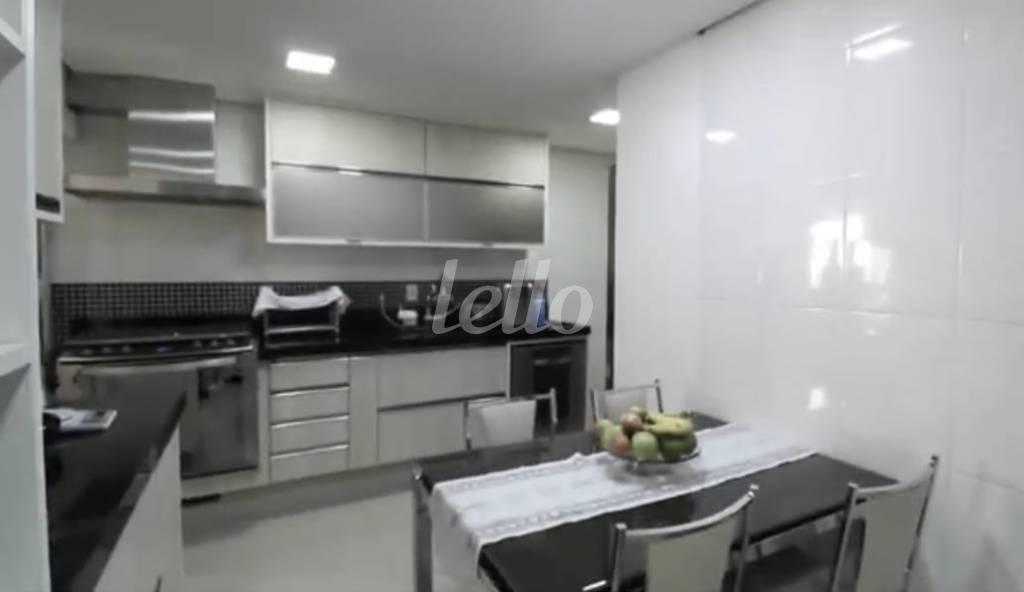 COZINHA de Apartamento à venda, Padrão com 131 m², 4 quartos e 3 vagas em Parque da Mooca - São Paulo