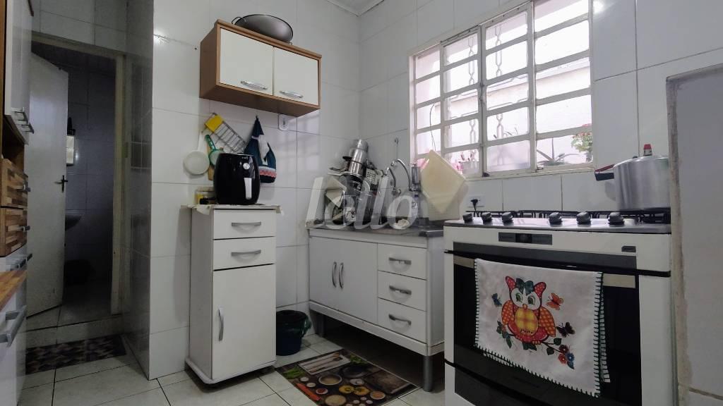COZINHA de Casa à venda, térrea com 200 m², 3 quartos e 1 vaga em Vila Lúcia - São Paulo