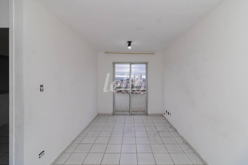 02 SALA de Apartamento para alugar, Padrão com 55 m², 2 quartos e 1 vaga em Vila Granada - São Paulo