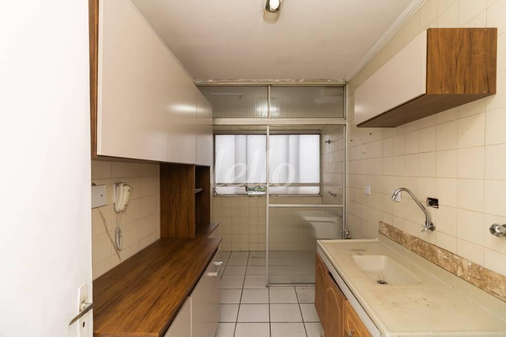 19 COZINHA de Apartamento para alugar, Padrão com 55 m², 2 quartos e 1 vaga em Vila Granada - São Paulo
