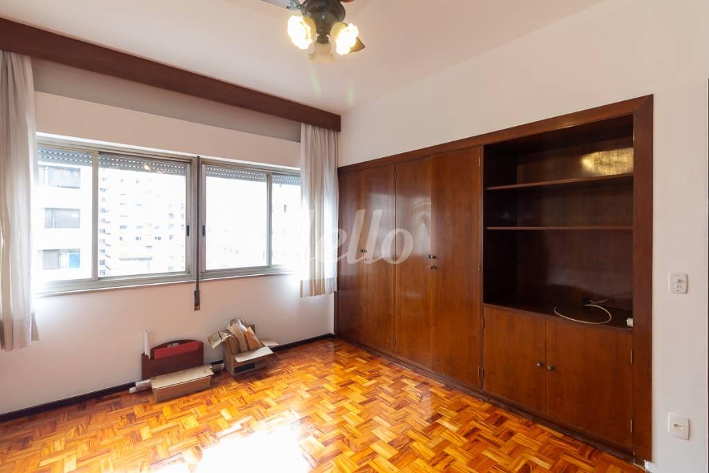QUARTO 1 de Apartamento à venda, Padrão com 172 m², 3 quartos e 1 vaga em Jardim Paulista - São Paulo