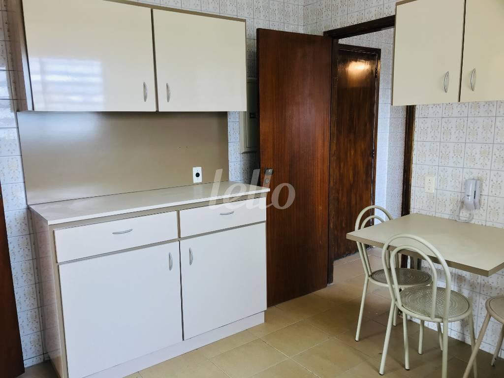 COZINHA de Apartamento para alugar, Padrão com 115 m², 3 quartos e 1 vaga em Perdizes - São Paulo