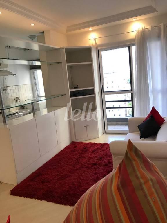 SALA de Apartamento para alugar, Padrão com 50 m², 1 quarto e 1 vaga em Saúde - São Paulo
