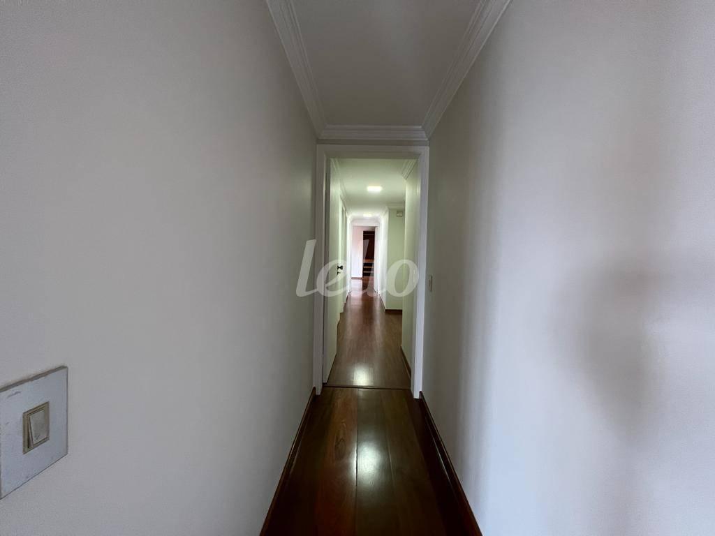 ACESSO ÁREA ÍNTIMA de Apartamento à venda, Padrão com 190 m², 4 quartos e 3 vagas em Vila Pompeia - São Paulo