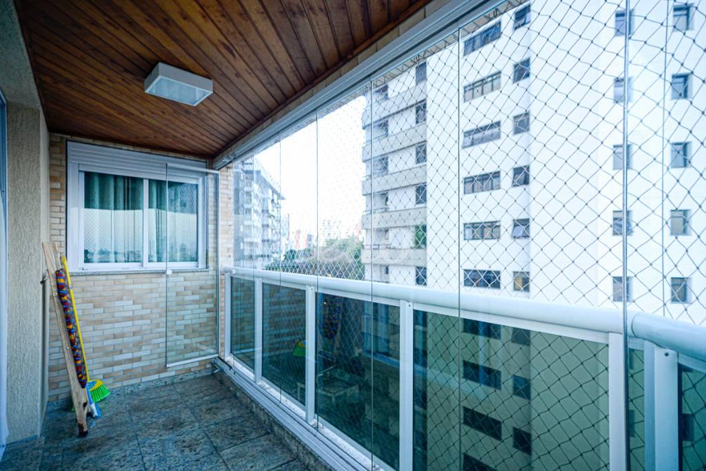 VARANDA de Apartamento à venda, Padrão com 169 m², 3 quartos e 3 vagas em Vila Regente Feijó - São Paulo