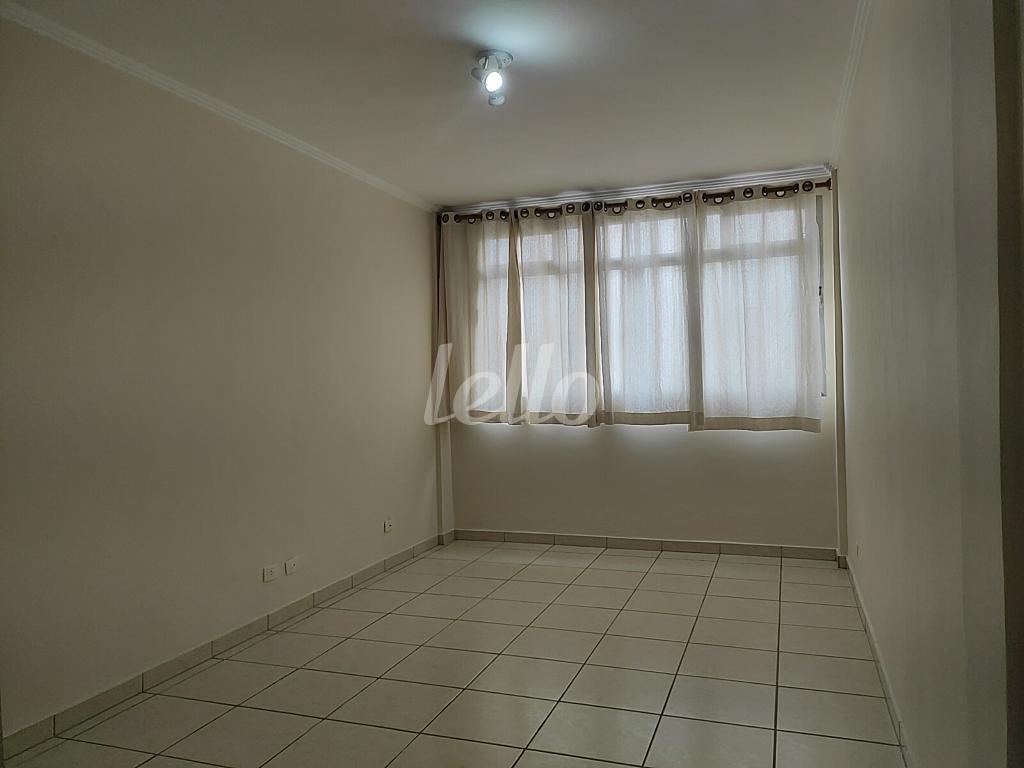 2-SALA-001.JPG de Apartamento à venda, Padrão com 51 m², 1 quarto e em Vila Mariana - São Paulo