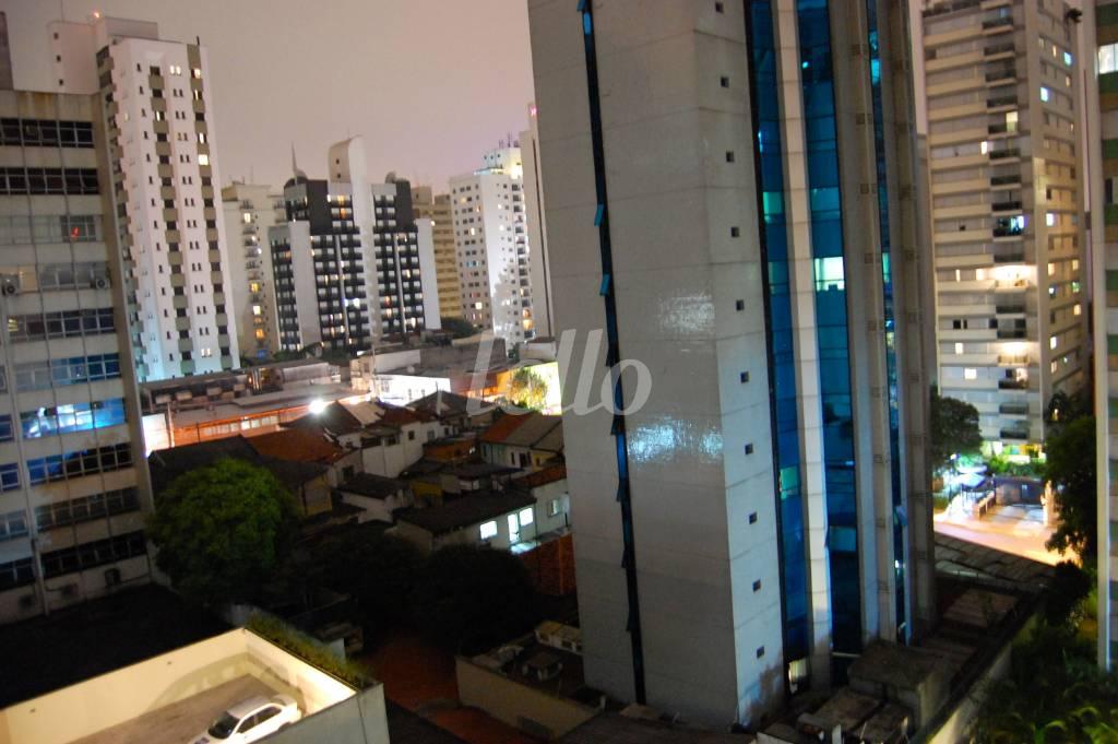 VISTA de Apartamento à venda, Padrão com 230 m², 3 quartos e 1 vaga em Jardim Paulista - São Paulo
