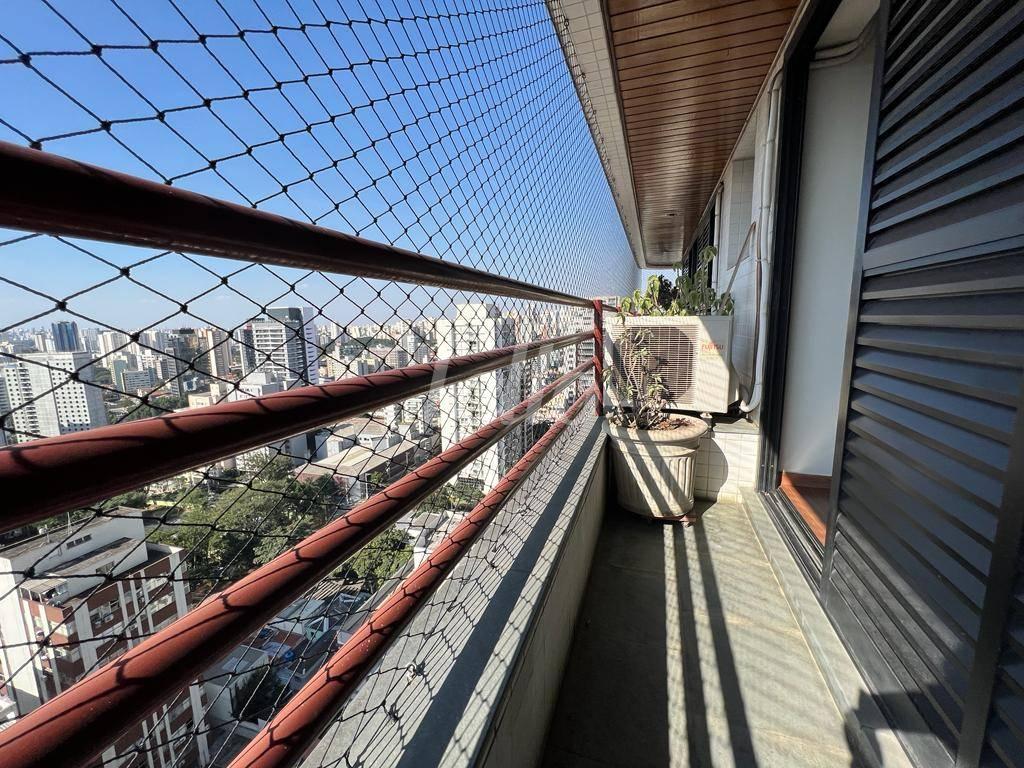 TERRAÇO SUÍTE de Apartamento à venda, Padrão com 190 m², 4 quartos e 3 vagas em Vila Pompeia - São Paulo