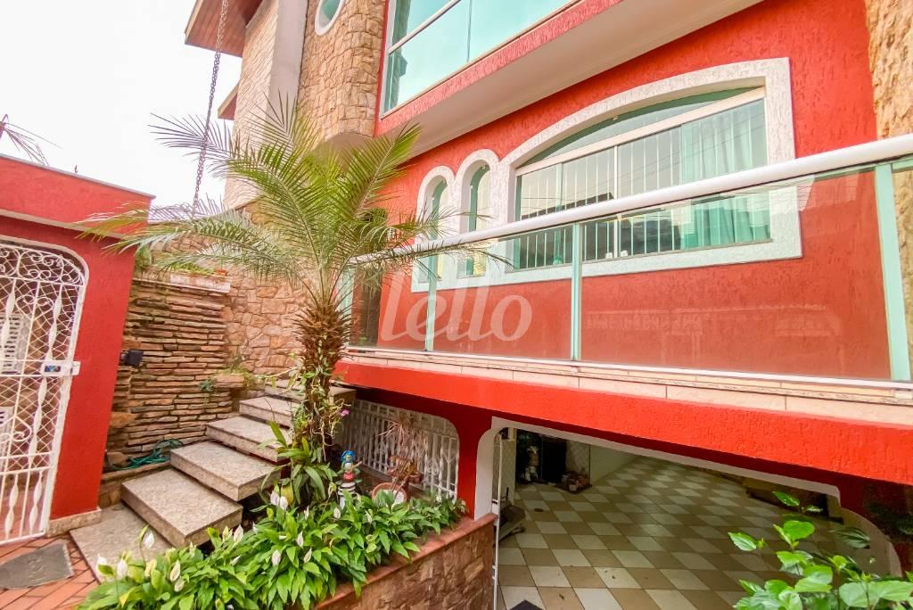 FACHADA de Casa à venda, sobrado com 250 m², 3 quartos e 3 vagas em Santa Maria - São Caetano do Sul
