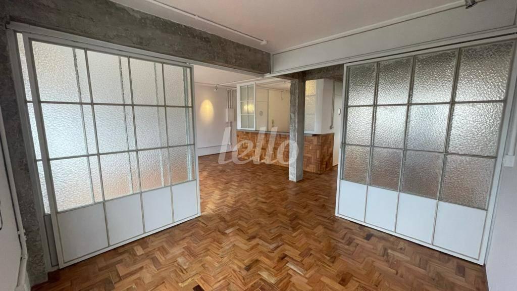 SALA de Apartamento para alugar, Padrão com 80 m², 1 quarto e 1 vaga em Pinheiros - São Paulo