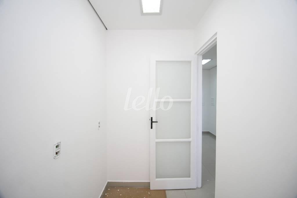 SALA 2 de Sala / Conjunto para alugar, Padrão com 61 m², e 1 vaga em Brooklin Paulista - São Paulo