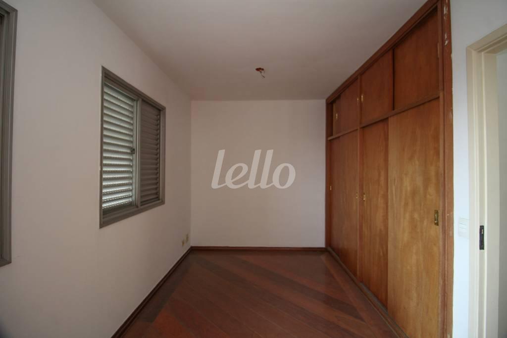 DORMITÓRIO de Apartamento para alugar, Padrão com 42 m², 1 quarto e 1 vaga em Vila Pompeia - São Paulo