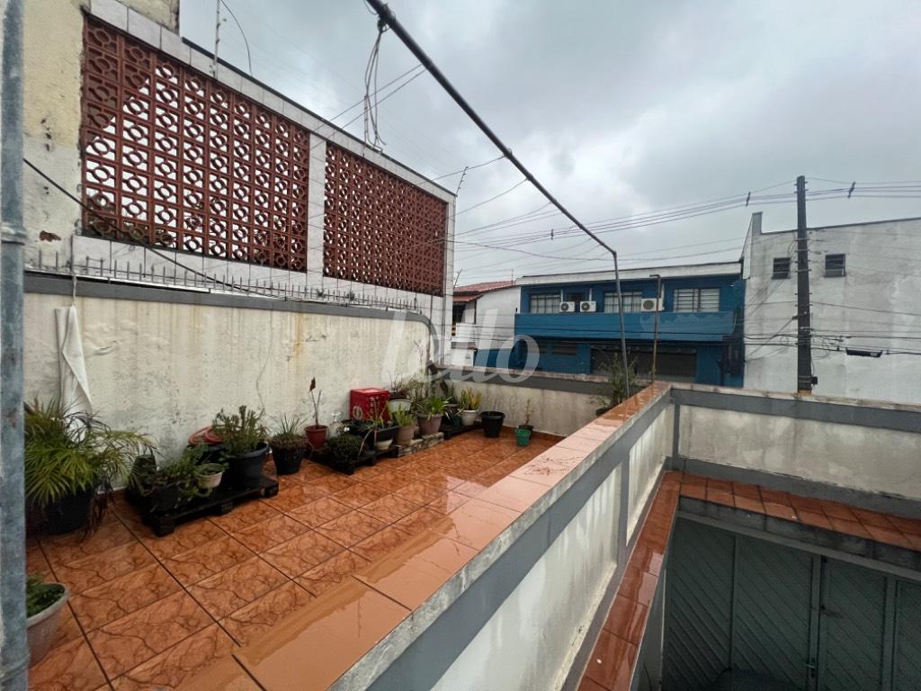 TERRAÇO-QUINTAL de Casa à venda, térrea com 150 m², 4 quartos e 2 vagas em Mooca - São Paulo