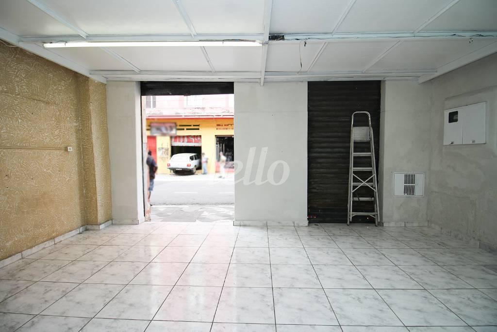 LOJA de Loja para alugar, Padrão com 70 m², e em Santa Efigenia - São Paulo