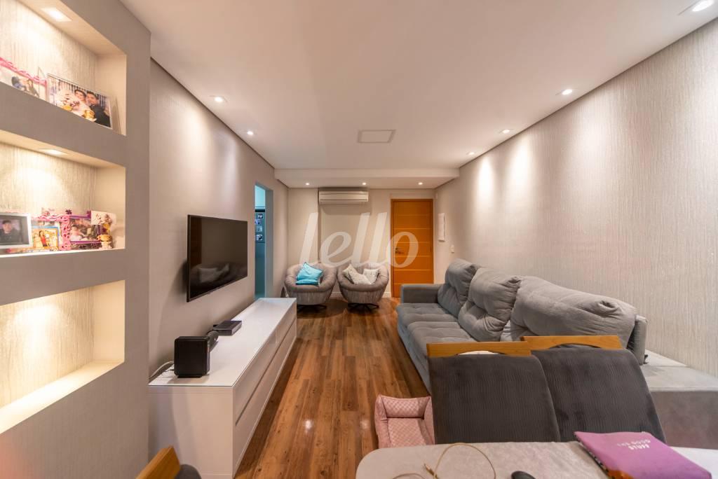SALA de Apartamento à venda, Padrão com 78 m², 2 quartos e 2 vagas em Campestre - Santo André