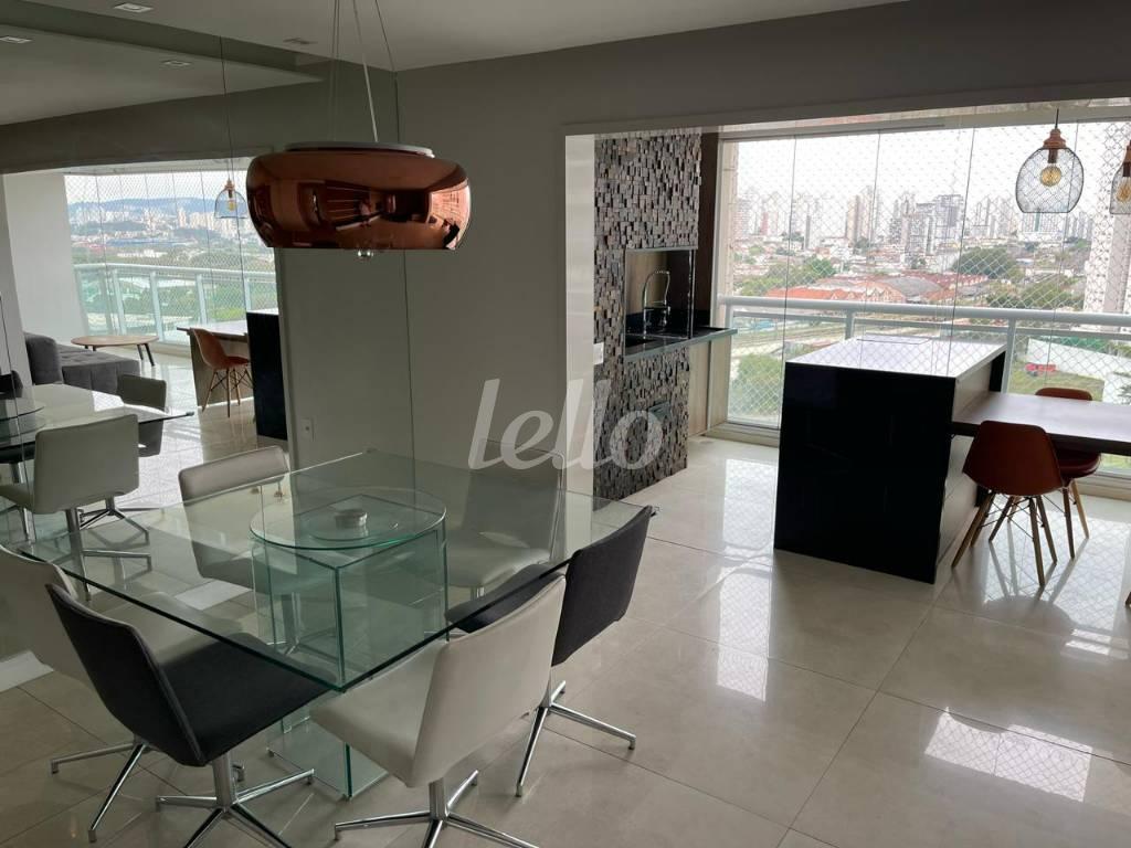 SALA de Apartamento para alugar, Padrão com 157 m², 3 quartos e 2 vagas em Água Branca - São Paulo