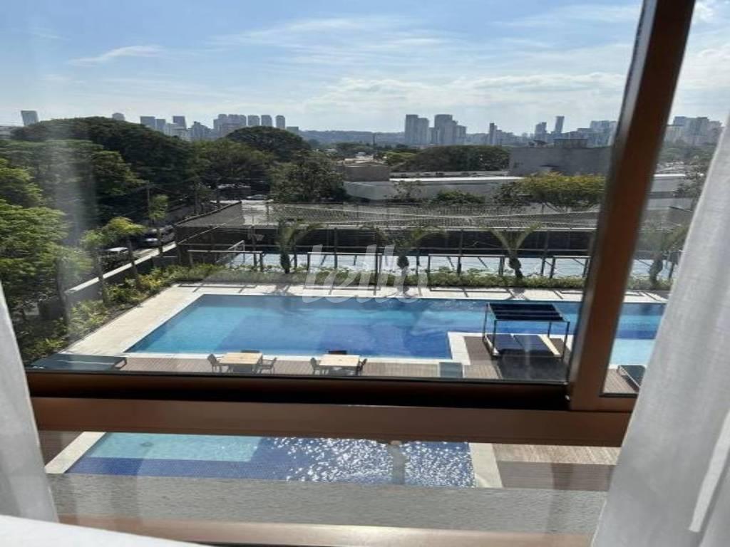 VISTA de Apartamento à venda, Padrão com 136 m², 3 quartos e 2 vagas em Brooklin Novo - São Paulo