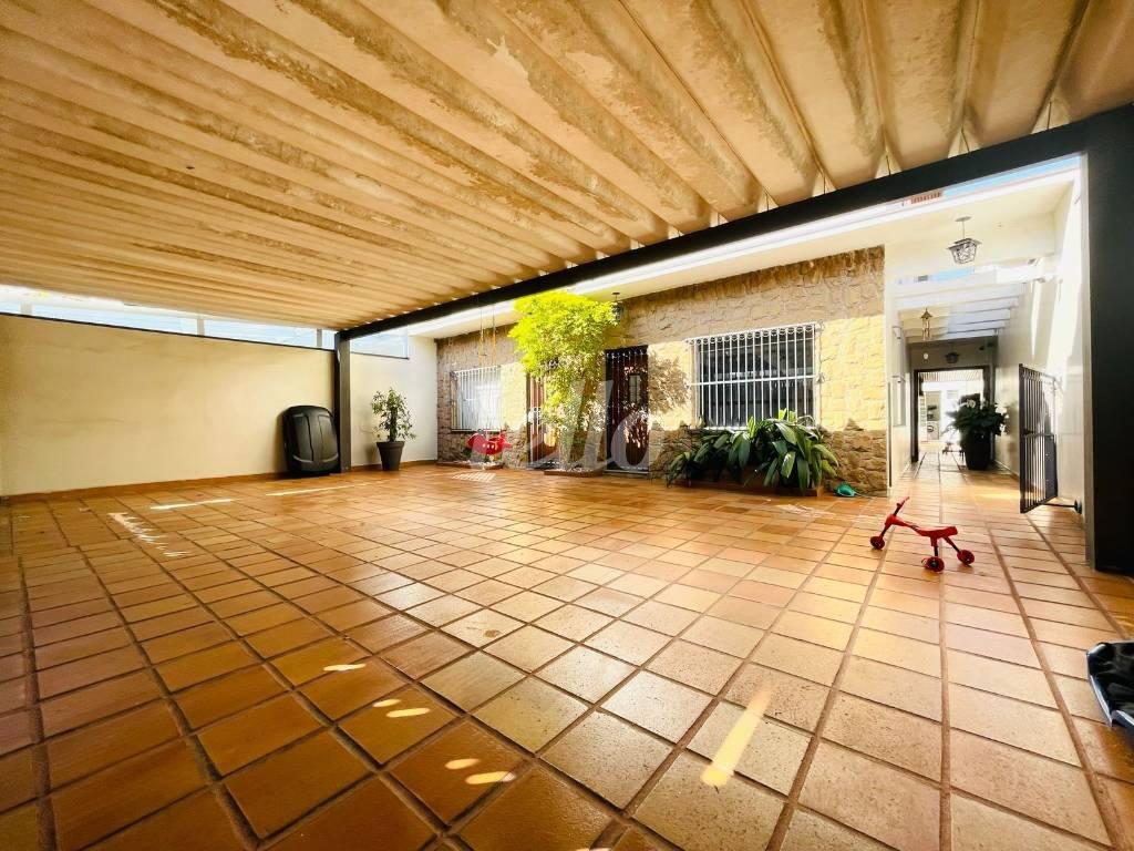 GARAGEM de Casa à venda, sobrado com 300 m², 4 quartos e 4 vagas em Brooklin Paulista - São Paulo
