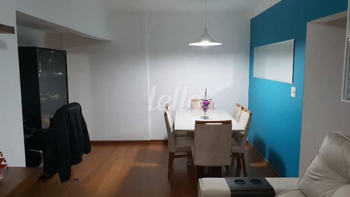 LIVING de Apartamento à venda, Padrão com 86 m², 2 quartos e 1 vaga em Indianópolis - São Paulo