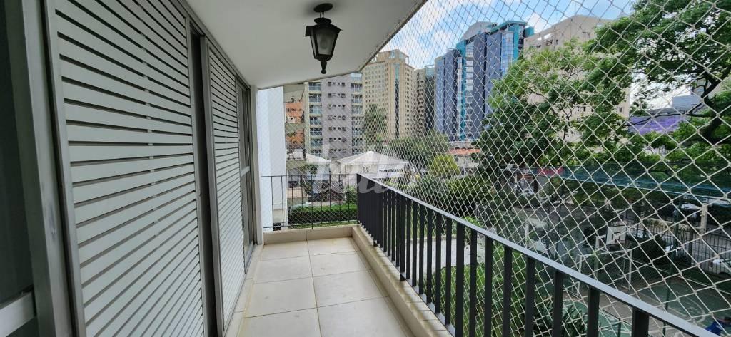 VARANDA de Apartamento à venda, Padrão com 170 m², 4 quartos e 2 vagas em Indianópolis - São Paulo