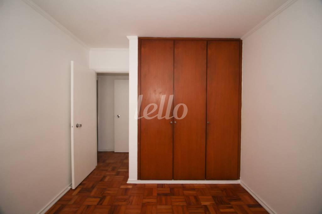 DORMITÓRIO 1 de Apartamento para alugar, Padrão com 130 m², 3 quartos e 1 vaga em Cerqueira César - São Paulo