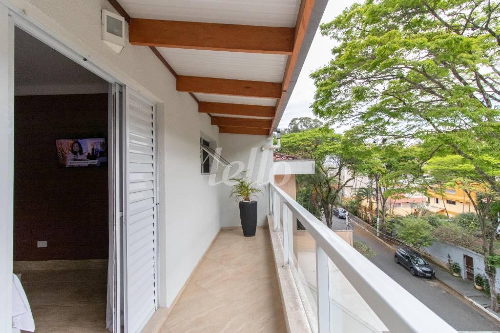 SACADA SUITE 2 de Casa à venda, sobrado com 300 m², 5 quartos e 3 vagas em Jardim Virginia Bianca - São Paulo