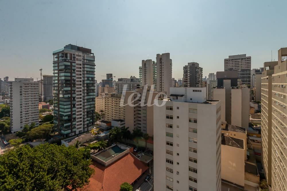 VISTA de Apartamento à venda, Padrão com 80 m², 2 quartos e 1 vaga em Jardins - São Paulo