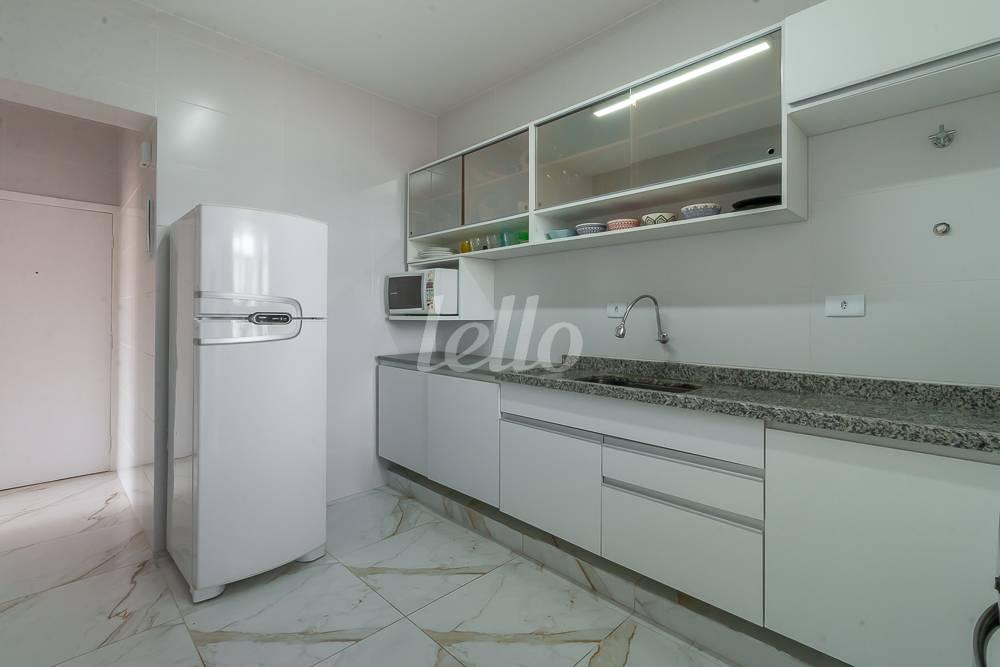 COZINHA de Apartamento à venda, Padrão com 80 m², 2 quartos e 1 vaga em Jardins - São Paulo