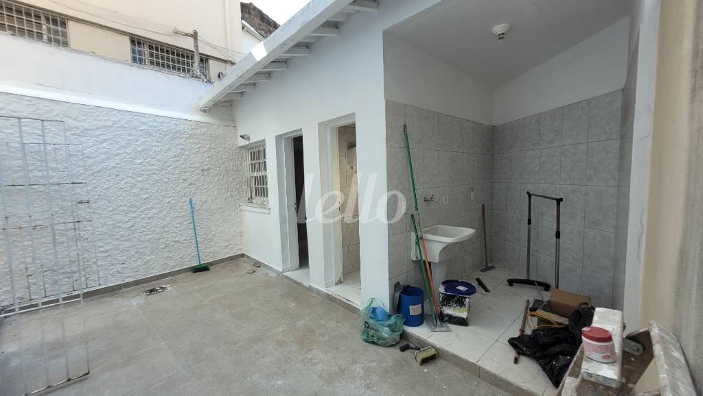 ÁREA DE SERVIÇO de Casa para alugar, sobrado com 237 m², e 4 vagas em Vila Pompeia - São Paulo
