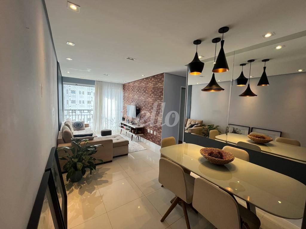 SALA de Apartamento à venda, Padrão com 60 m², 2 quartos e 1 vaga em Parque da Mooca - São Paulo