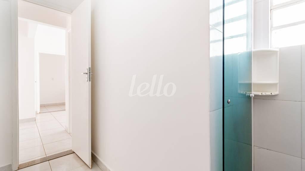 BANHEIRO de Apartamento para alugar, Padrão com 50 m², 1 quarto e 1 vaga em Aclimação - São Paulo