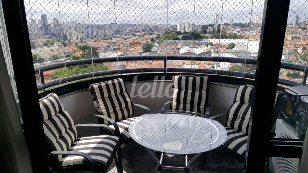 VARANDA de Apartamento à venda, Padrão com 105 m², 3 quartos e 3 vagas em Vila Regente Feijó - São Paulo