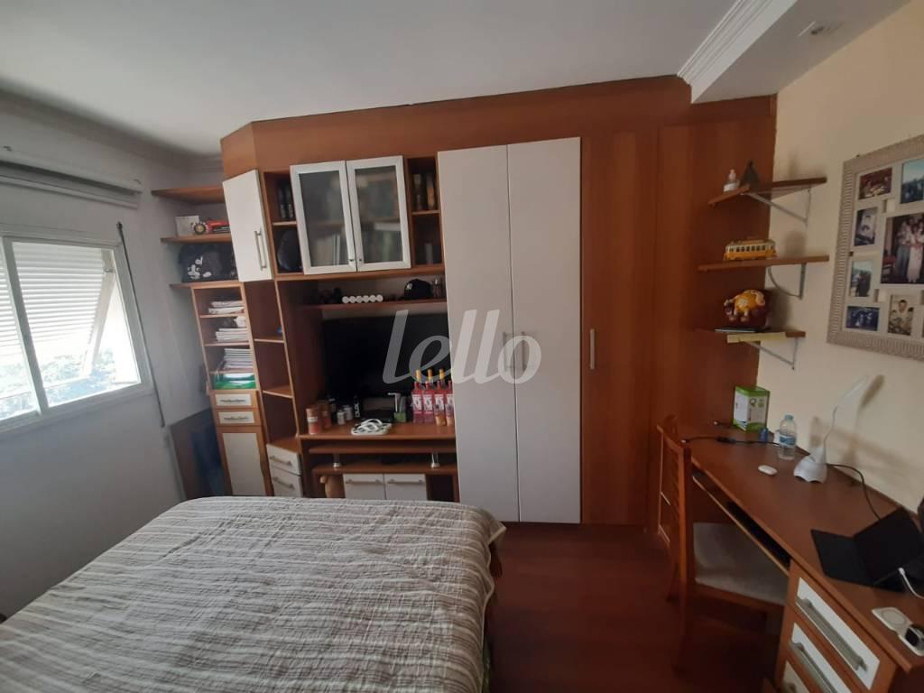 SEGUNDO DORMITÓRIO de Apartamento à venda, Padrão com 137 m², 3 quartos e 2 vagas em Jardim - Santo André