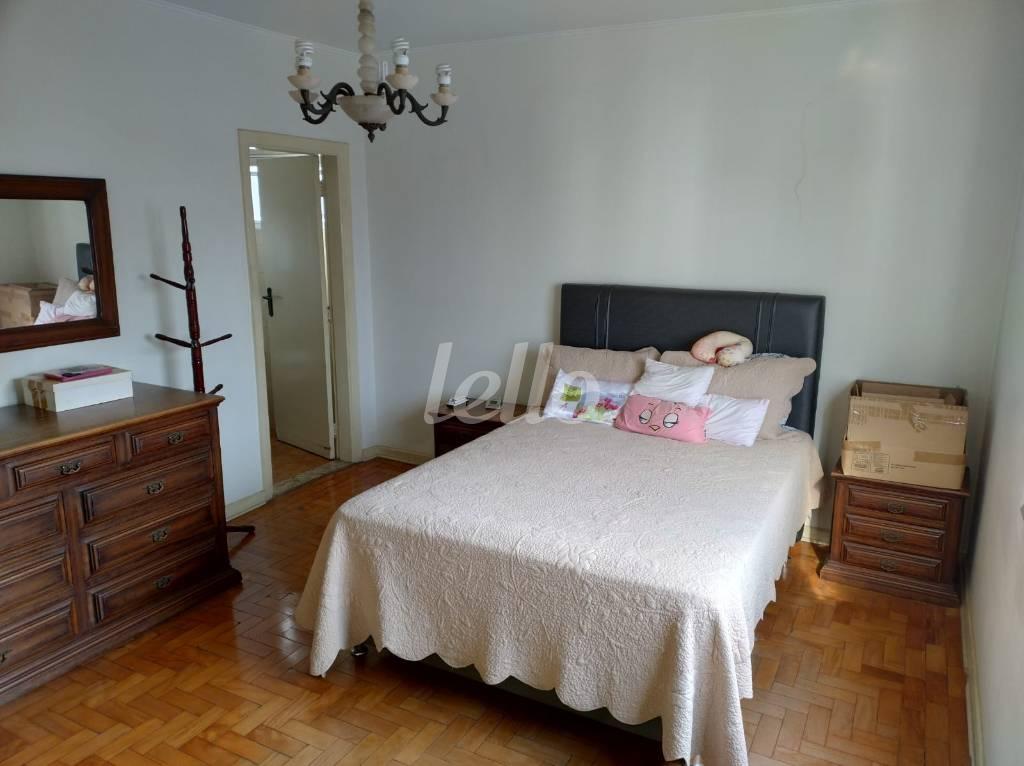 DORMITÓRIO de Apartamento à venda, Padrão com 170 m², 3 quartos e 1 vaga em Vila Mariana - São Paulo