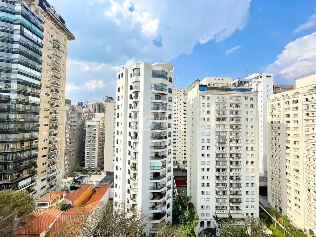VISTA de Apartamento à venda, cobertura - Padrão com 260 m², 4 quartos e 2 vagas em Jardim Paulista - São Paulo