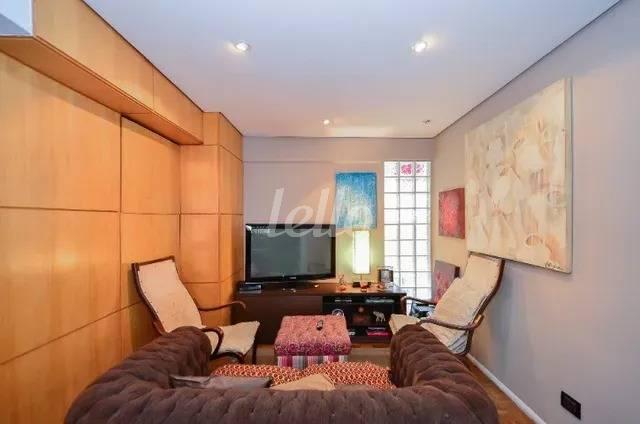 DORMITÓRIO de Apartamento à venda, Padrão com 150 m², 3 quartos e 2 vagas em Jardim Paulista - São Paulo