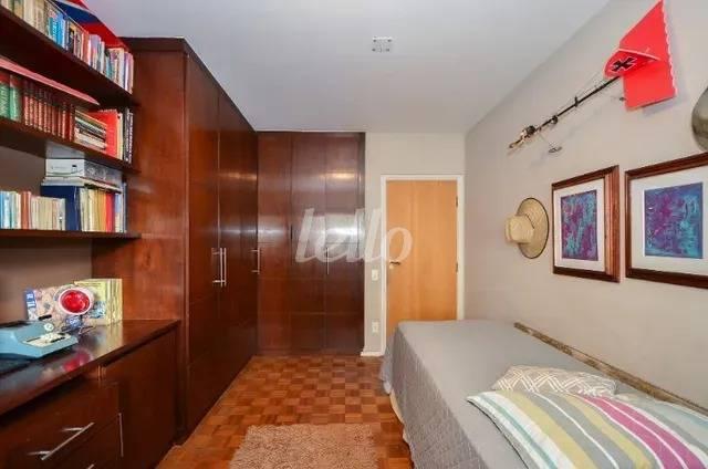 DORMITÓRIO de Apartamento à venda, Padrão com 150 m², 3 quartos e 2 vagas em Jardim Paulista - São Paulo