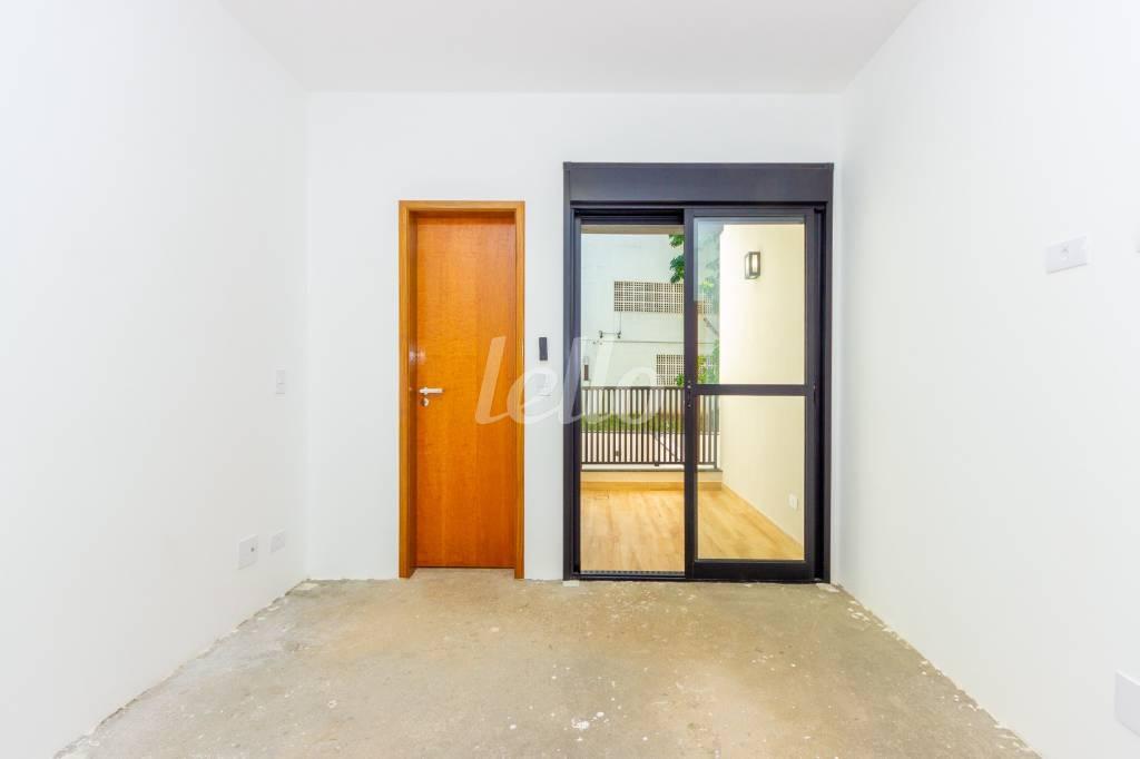 DORMITÓRIO de Casa à venda, sobrado com 165 m², 3 quartos e 2 vagas em Vila do Bosque - São Paulo