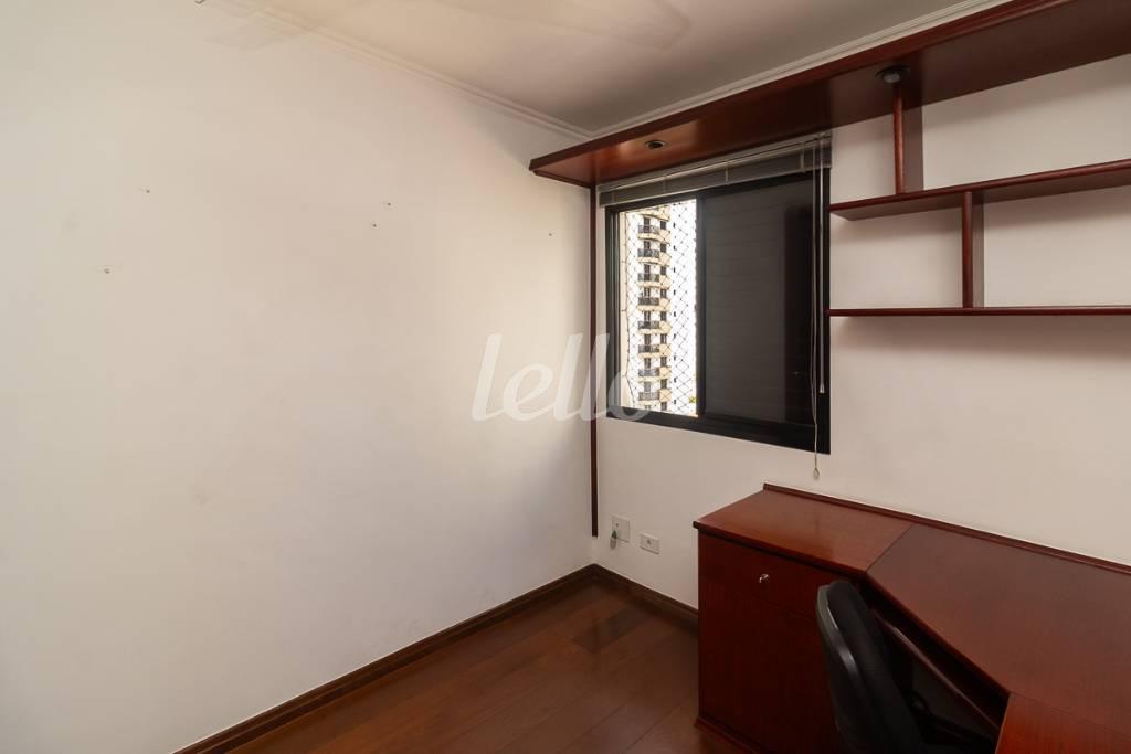 17 QUARTO 3 de Apartamento para alugar, Padrão com 86 m², 3 quartos e 2 vagas em Tatuapé - São Paulo