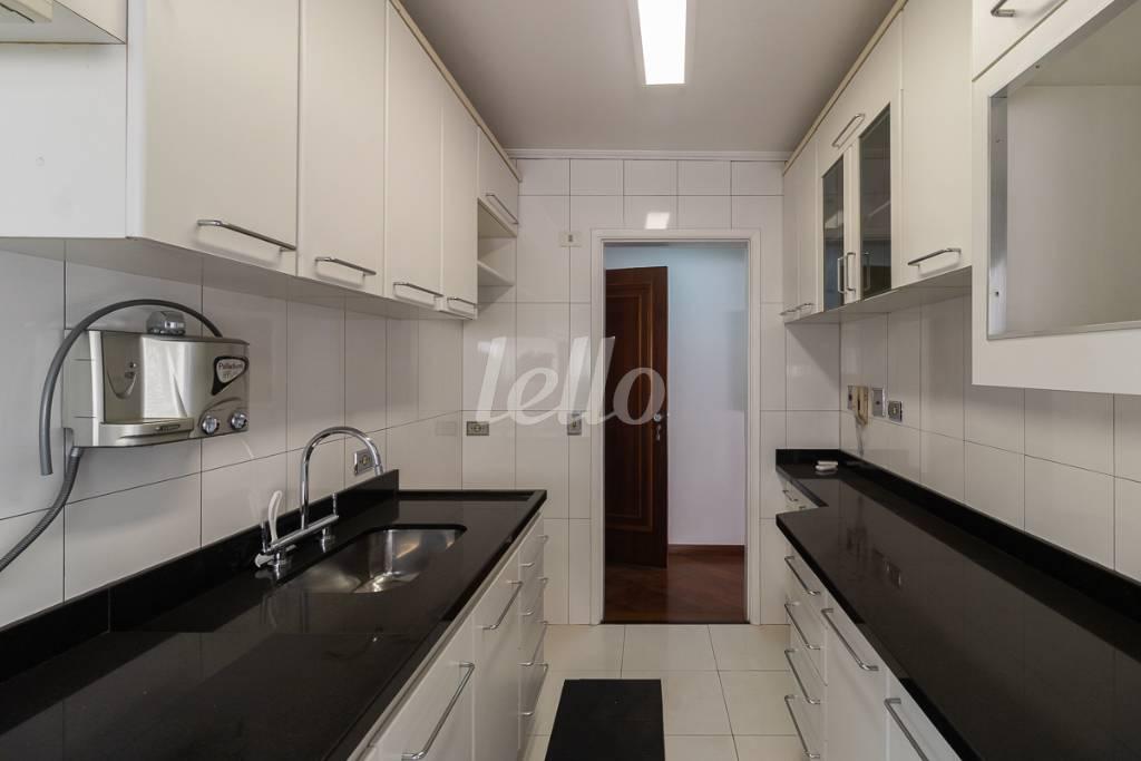 26 COZINHA de Apartamento para alugar, Padrão com 86 m², 3 quartos e 2 vagas em Tatuapé - São Paulo