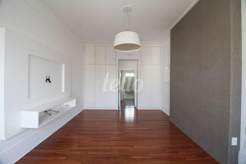 SUÍTE 2 de Apartamento à venda, Padrão com 470 m², 4 quartos e 3 vagas em Higienópolis - São Paulo